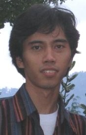 BMW B 297 SY Tabrak Lari di Radio Dalam 